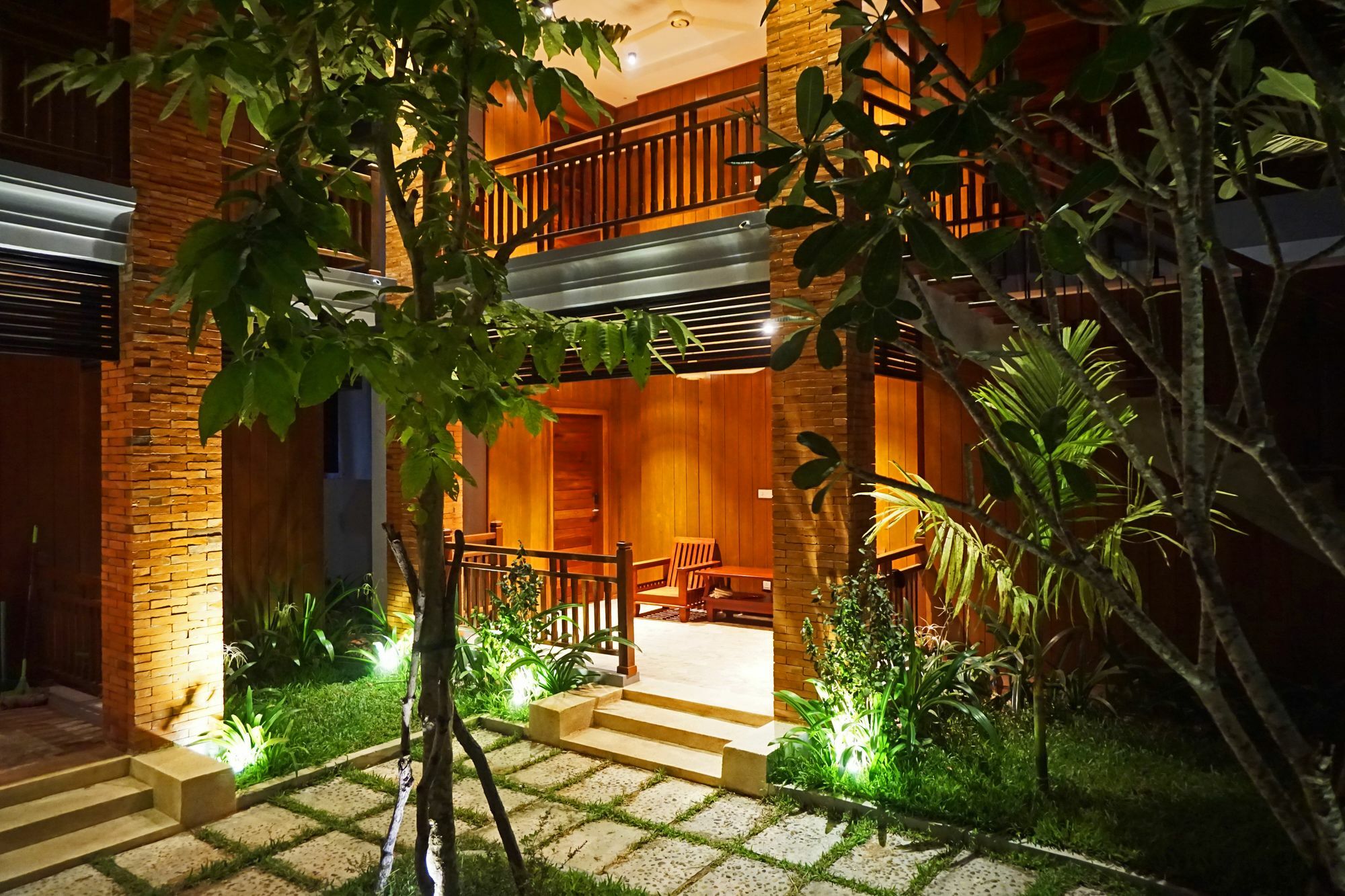 Khmer House Hotel 4*